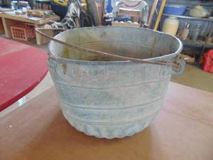 lot 3071 image: Large Metal Pail