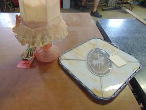 lot 3081 image: Small Lamp and Slag Glass