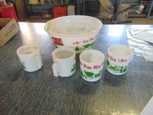 lot 3096 image: Egg Nog Set