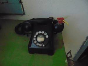 lot 3109 image: Vintage Telephone