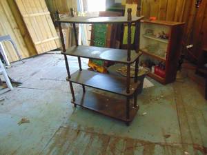 lot 3121 image: 4 Tier Shelf