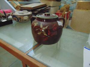 lot 3132 image: Crock Bowl with Lid