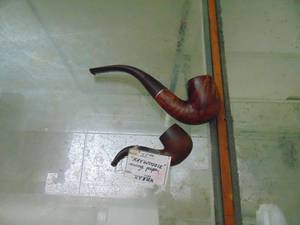lot 3139 image: Pair of Smoking Pipes