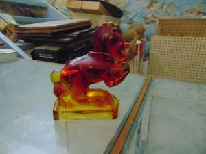 lot 3142 image: RedYellow Glass Horse Figurine