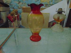 lot 3145 image: Italian amberina Glass Vase
