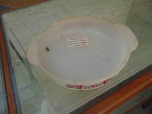 lot 3154 image: Fireking Casserole