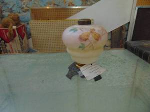 lot 3161 image: Small Oil Lamp Base - Metal Base