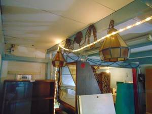 lot 3177 image: Pair of Slag Glass PendantBar Type Lamps