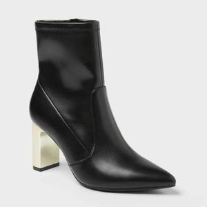lot 11413 image: Women��s Sienna Low Shaft Heeled Boots with Memory Foam Insole - A New Day Black 9 - Retail $55