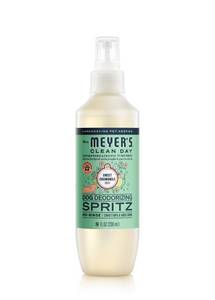 lot 14084 image: MRS. MEYERS Clean Day Dog Deodorizing Spray, Sweet Chamomile Scent, 8oz