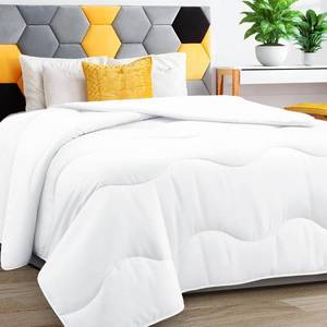 lot 5564 image: MEELUS Lightweight Comforter Cooling White, All Season Duvet Insert