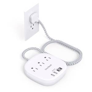 lot 12210 image: Travel Essentials, 22.5W4.5A Flat Plug Power Strip, 6 Ft Extension Cord
