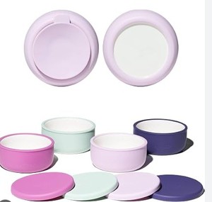 lot 1304 image: A 4-Piece Silicone Suction Bowl Set Pink