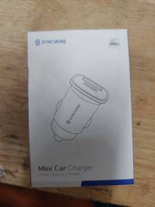 lot 14336 image: Syncwire Mini Car Charger SW-XC769 30W USB-C PD QC 3.0