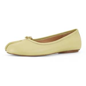 lot 19834 image: POYOIOR Yellow Tabi Shoes Women Split Toe Ballet Flats Size 7.5