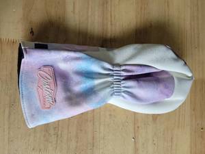 lot 20442 image: Odyssey Limited Edition Golf Putter Headcover Tie-Dye Pink Purple Blue