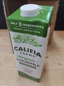 lot 13517 image: Califa Farms Organic Unsweetened Almondmilk 32 FL OZ 6 Pack