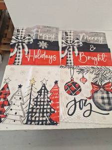 lot 17934 image: 2- 4 Packs Of Christmas Throw Pillow Covers 18x18