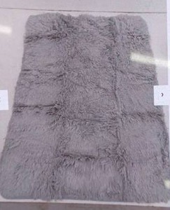 lot 18067 image: Grey Shag Rug 23x33 (2 Pack)
