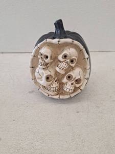 lot 18073 image: Decorative Pumpkin Figurine Set with Skull Design Black Cream
