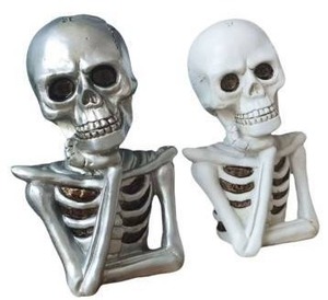 lot 18074 image: Halloween Lot