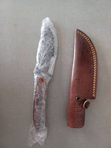 lot 18084 image: MHSCutlery Handcrafted Fixed Blade Knife with Sheath and Decorative Handle, 10 Inch