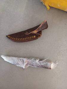 lot 18097 image: MHSCutlery Handcrafted Fixed Blade Knife with Brown Embossed Sheath and Yellow Stitching, 6.5 Inch