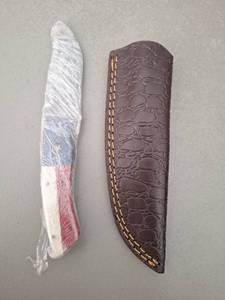 lot 18108 image: MHSCutlery Handcrafted Fixed Blade Knife with Sheath, 8 Inch