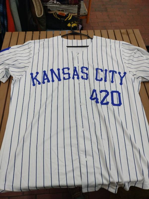 lot 58288 image: Illicit Kansas City baseball jersey - 5XL