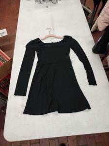 lot 63328 image: Art Class brand knit dress - s
