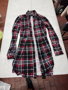 lot 63352 image: Derek Heart Plaid Button Front Shirt