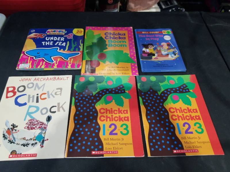 lot 2815 image: Childrens Picture Books Lot Chicka Chicka Boom Boom, Under the Sea, Bill Cosby (6 books)