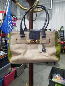 lot 1903 image: TRENDY FASHION SHOULDER BAG