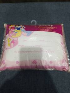lot 1907 image: Princess The Wonderful World Of Disney 2 Piece Nursery Finishing Set