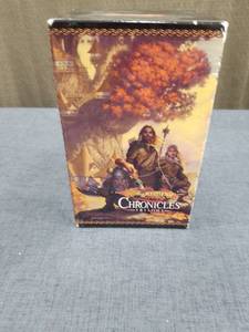 lot 1918 image: Dragonlance Chronicles Trilogy Box Set Weis & Hickman 3 Books