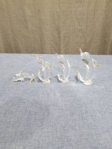 lot 1925 image: Clear Glass Dolphin Figurines Set of 4 with Gold Accents