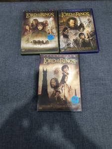 lot 1942 image: The Lord of the Rings Trilogy DVD Set Fullscreen 3-Disc