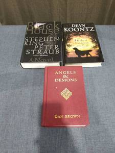 lot 1943 image: Lot of 3 Books Black House, The Darkest Evening of the Year, Angels & Demons