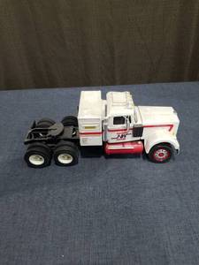 lot 1953 image: Semi Truck Tractor Trailer Northwest NW Trucking White Red