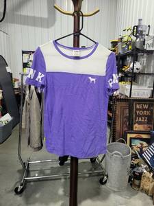 lot 1988 image: PINK Victorias Secret Womens T-Shirt XS Purple White Color Block