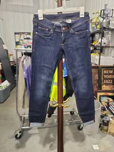 lot 1989 image: Super Skinny Super Low Waist Jeans Size 2830