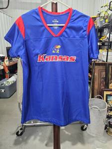 lot 1999 image: ProEdge Kansas Jayhawks Womens V-Neck Athletic Shirt XLXG