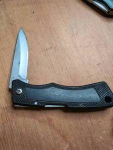 lot 1507 image: CRKT Fixed Blade Knife with Black Handle