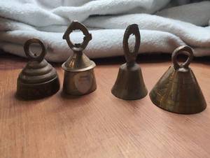 lot 1710 image: 4 Brass Bells with Loops, Various Sizes