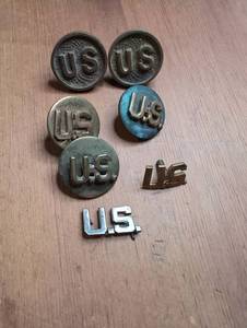 U.S. Military Uniform Buttons & Collar Insignia Lot of 7 Pieces