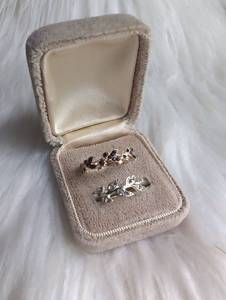lot 3159 image: Leaf Design Rings with Black and Clear Stones - 2 ct