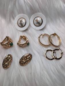lot 3314 image: Clip on  Gold Hoop Earrings - 5 ct