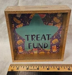 lot 171 image: Treat Fund Bank Box