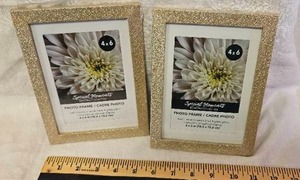lot 174 image: Special Moments 4x6 Photo Frame 2-Pack Sparkle Gold