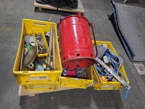 lot 6830 image: Assorted Lot of Parts and More